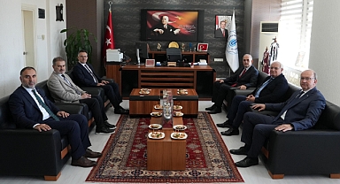 Bursa Teknik Üniversitesi Rektörü Prof. Dr. Naci Çağlar’dan Bandırma Onyedi Eylül Üniversitesi Rektörü Prof. Dr. İsmail Boz’a Nezaket Ziyareti