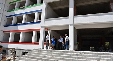 Eğitime Yatırım Devam Ediyor: Burhaniye Bilim ve Sanat Merkezi İnşaatı Hızla İlerliyor