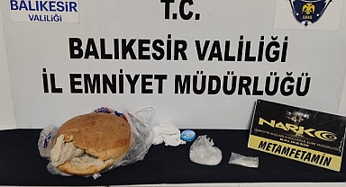 Ekmek İçine Zulalanmış Uyuşturucuya 'Dangal' Dur Dedi: 3 Şüpheli Tutuklandı