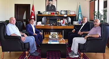 İki Üniversite Arasında Akademik Dayanışma Buluşması