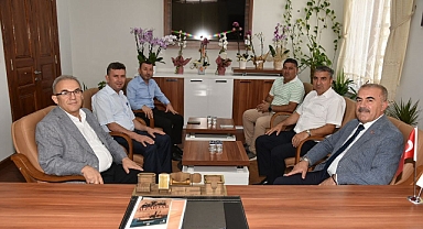 İl Milli Eğitim Müdürü Murat Demir, Edremit İlçe Milli Eğitim Müdürü Ramazan Esmen’i Ziyaret Etti