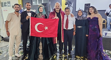 İvrindi Belediye Başkanı Önder Lapanta, Mutlu Anlara Ortak Oldu