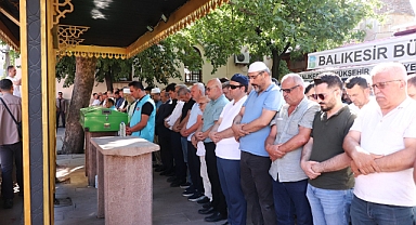 Mustafa Canbey, Dursunbey’li Hafız Şerafettin Turan’ın Cenaze Merasimine Katıldı