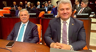 Mustafa Canbey: “Kanun Teklifinin Milletimize Hayırlı Olmasını Diliyorum”