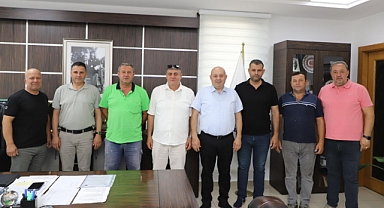 Sebeplili Hüseyin Pehlivan Yağlı Güreşleri Güreş Komitesi, Gönen Belediye Başkanı İbrahim Palaz’ı Ziyaret Etti