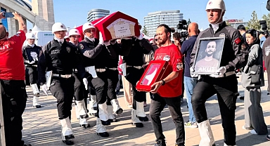 Seyitgazi Yangınında Şehit Düşen 5 Gönüllü İçin Gözyaşlarıyla Veda