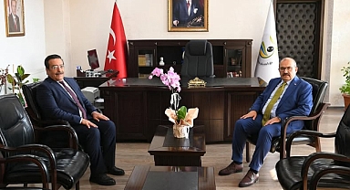 Vali İsmail Ustaoğlu’ndan Burhaniye Kaymakamlığı’na Ziyaret: Yeni Kaymakam Cumali Atilla ile İlçeye Dair İlk Değerlendirme