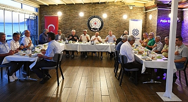 Vali Ustaoğlu, Edremit’te Muharrem Ayı Oruç Açma Programına Katıldı