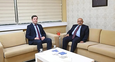 Vali Ustaoğlu’ndan İl Sağlık Müdürlüğüne Ziyaret: Yeni Müdür Dr. Miraç Çavdar ile Değerlendirme Toplantısı