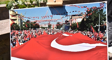 Zaferin Fotoğrafları, Altıeylül’ün Duygularında Yankılandı