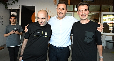 Ahmet Akın, Engelsiz Düşler Kafe’de Vatandaşlarla Buluştu