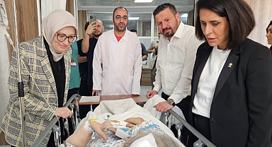 AK Parti İl Başkanı Mehmet Aydemir’den Depremzedelere Hastane Ziyareti