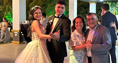 Altıeylül'de Çifte Mutluluk: Başkan Hakan Şehirli Genç Çiftlerin Sevincine Ortak Oldu