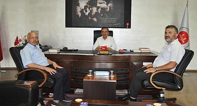 Altıeylül İlçe Müftüsü Ebubekir Bayrak’tan İl Müftüsü Hasan Hayri Yaşar’a Ziyaret
