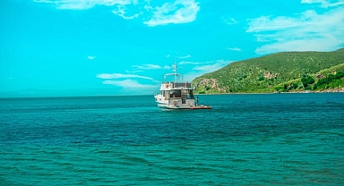 Avşa Adası’nda Tatil Cenneti: Yiğitler Sahili Huzur Arayanları Bekliyor