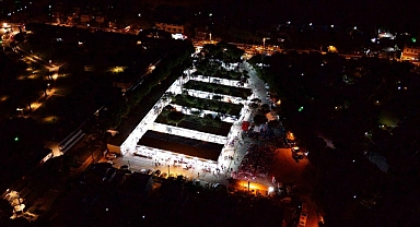 Ayvalık Altınova’ya Yepyeni Sahil Gece Pazarı: Modern ve Işıltılı Mekân Ziyaretçileri Bekliyor