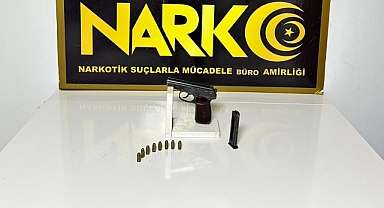 Ayvalık’ta Narkotik Operasyonu: Hapis Cezasıyla Aranan Şahıs Yakalandı