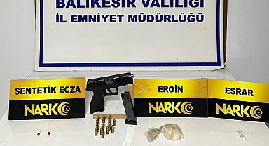 Ayvalık’ta Narkotik Operasyonu: Uyuşturucu ve Silah Ele Geçirildi