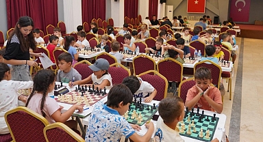 Ayvalık’ta Satranç Rüzgarı Esti