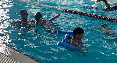 Balıkesir’de Engelsiz Spor İçin Örnek Adım: Özel Gereksinimli Bireylere Yönelik Yüzme Programı Başladı