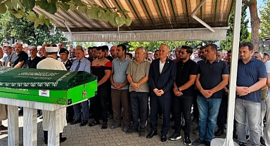 Balıkesir’de Şehit Babasına Veda: Zeki Baytekin Dualarla Uğurlandı