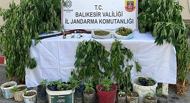 Balıkesir Jandarmasından 8 İlçede Eş Zamanlı Narkotik Operasyon: 11 Şüpheli Gözaltında