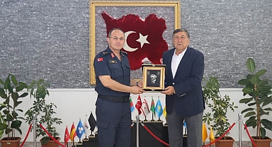 Balıkesir Ticaret Borsası’ndan İl Jandarma Komutanı Murat Özer’e Hayırlı Olsun Ziyareti