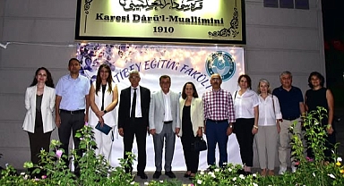 Balıkesir Üniversitesi Necatibey Eğitim Fakültesi Mezunları Yıllar Sonra Fakülte Bahçesinde Buluştu