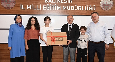 Balıkesirli Öğrenciler Türkiye Çapında Sıfır Atık Yarışmasında Dereceye Girdi