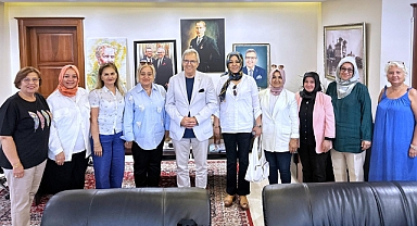 Bandırma Belediye Başkanı Dursun Mirza, Kadın Muhtarları Ağırladı