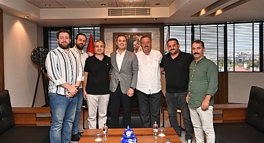 Bandırma Karadenizliler Derneği Yöneticilerinden Ahmet Akın’a Ziyaret