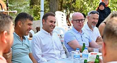 Başkan Ahmet Akın, Kabaklı Mahallesi’nde Aşure ve Lokma Hayrına Katıldı