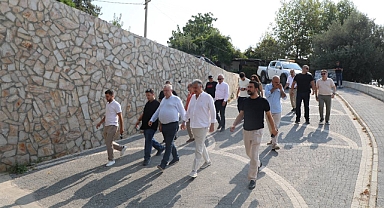 Başkanı Ertaş, Altınoluk’ta İncelemelerde Bulundu: Yeni Otopark ve Çalışmalar Hakkında Bilgi Verdi