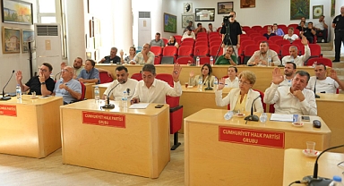 Burhaniye Belediyesi Ağustos Ayı Meclis Toplantısı Gerçekleşti, Eylül Ayı Oturumu 2 Eylül’de Yapılacak