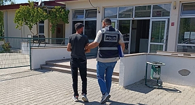 Burhaniye’de 28 Yıl Hapis Cezası Bulunan Firari Yakalandı