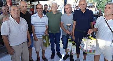 Burhaniye’de 7. Geleneksel Belediye Başkanlığı Kupası Briç Turnuvası Sona Erdi