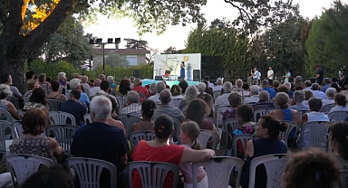 Burhaniye’de Uluslararası ADRA’FEST Başladı: Cihat Aşkın ve Erdem Şimşek’ten Unutulmaz Gece