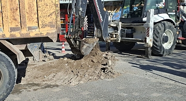 Edremit’te Hamidiye Mahallesi’nde Doğalgaz Alt Yapı Tamir Çalışmaları Başladı