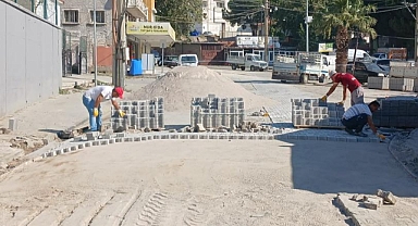 Edremit’te Yollar Yenileniyor: Hamidiye ve Güre’de Çalışmalar Devam Ediyor