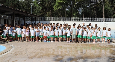 Gönen’in Küçük Yüzücüleri Büyük Gurur Yaşadı!