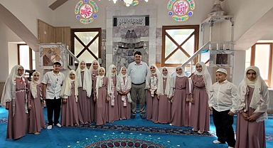 Havran’da Kur’an Kursu Öğrencilerinin Hatim Cemiyeti Coşkusu