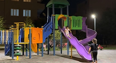 İvrindi’de Parklar ve Yollar Modern Aydınlatma ile Yenilendi