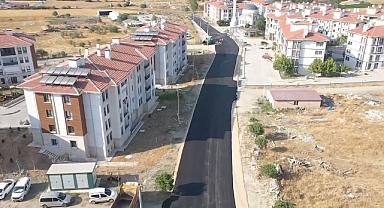 İvrindi TOKİ Konutlarında Yollar Sıcak Asfalt ile Yenilendi