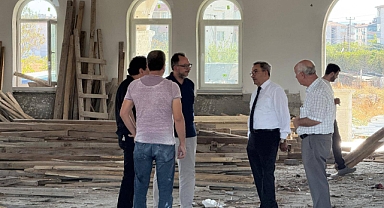 Karesi’de Mehmet Zahid Kotku Camii İnşaatı Yerinde İncelendi