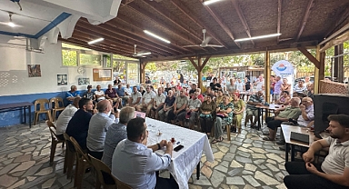 Marmara Adalar Belediye Başkanı Aydın Dinçer, Çınarlı Mahallesinde Halk Toplantısı Düzenledi