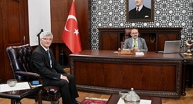 Necatibey Eğitim Fakültesi Dekanı Prof. Dr. Bilal Yıldırım’dan Vali İsmail Ustaoğlu’na Ziyaret