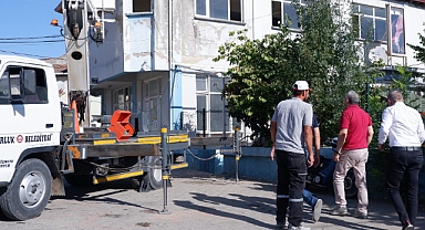 Susurluk Belediye Başkanı Semizel, Ömerköy Mahallesi’nde Yürütülen Çalışmaları Yerinde İnceledi