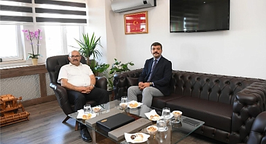 Vali Ustaoğlu Ayvalık’ta Cumhuriyet Başsavcısı Acemoğlu’nu Ziyaret Etti