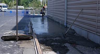 Yaya Ulaşımı Kolaylaşıyor: Susurluk Şehit Fikret Caddesi Betonlama Çalışmalarıyla Yenileniyor