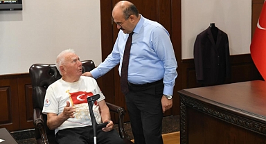 17. İsmail Akçay Yol Koşusu Öncesi Vali Ustaoğlu’na Ziyaret